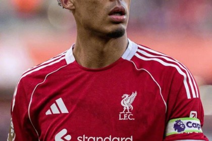 亿万28-范戴克英超解围传球数据领跑,空中对抗成功率最高|英超联赛|维吉尔·范迪克|赛季_新浪体育_新浪新闻