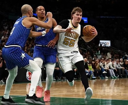 亿万28娱乐-三名铁板凳合力砍下84分！他们竟然也能组成凯尔特人的三巨头？