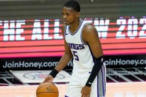 亿万28下载-76人探索与国王交易可能 多支球队有意得到福克斯