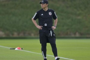 亿万28-大岩刚声称首战中国队很紧张 锋线大将缺训不缺战